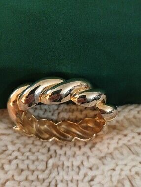 Chunky French Twist Gold Bangle Hinged Bracelet Vintage Bangle